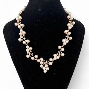 Elegant Pearl Necklace